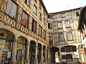 Limoges (Haute-Vienne)